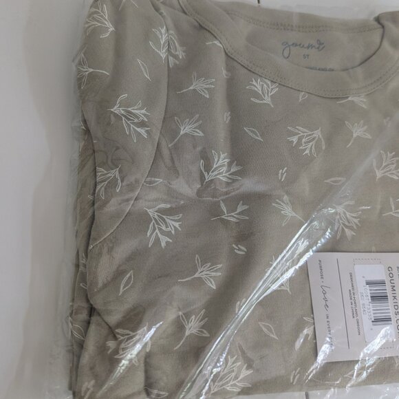 BNIB Goumi Kids Jogger Set size 5T - Picture 5 of 6